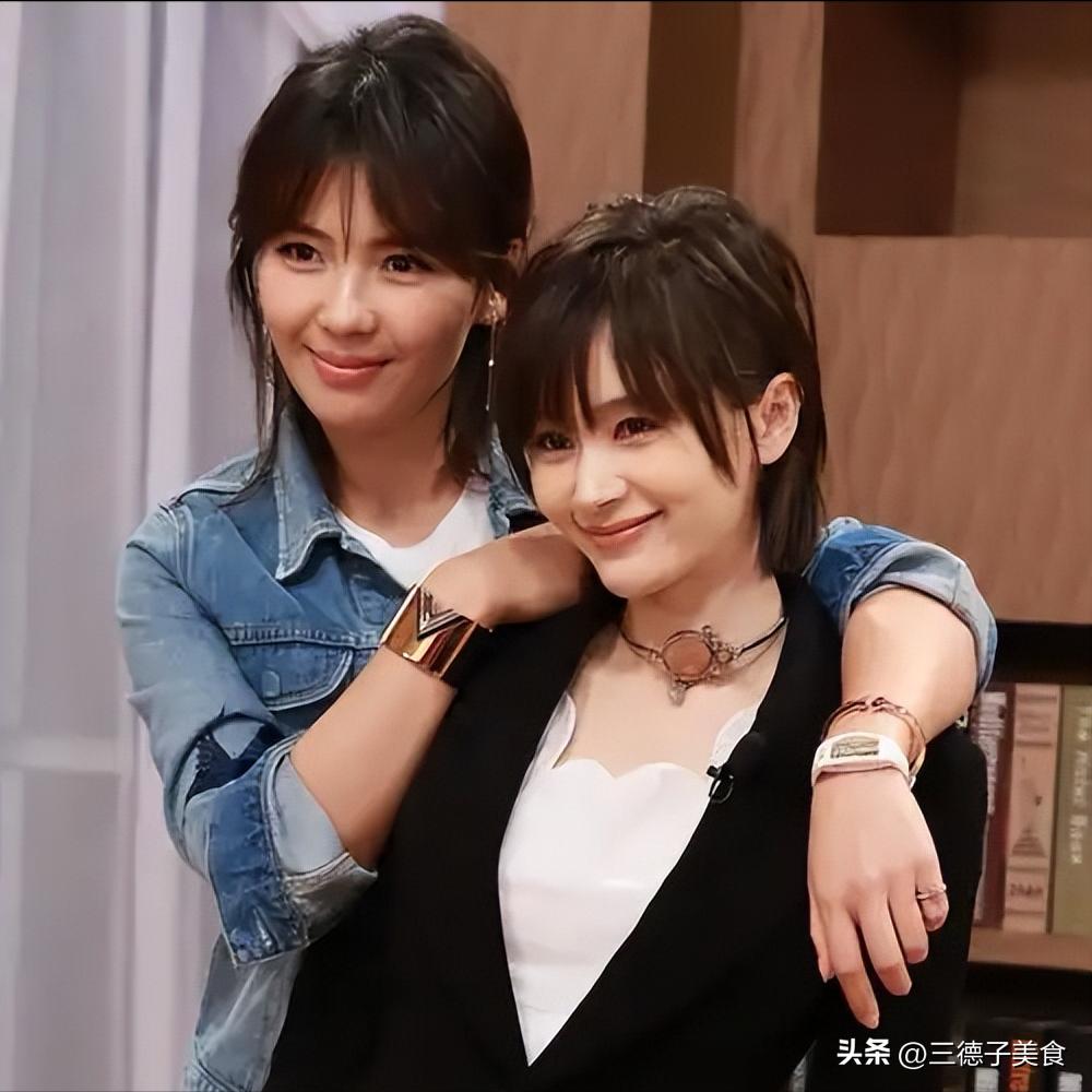 娱乐圈真朋友对比_娱乐圈中的真朋友_杨颖王子文生日祝福差异