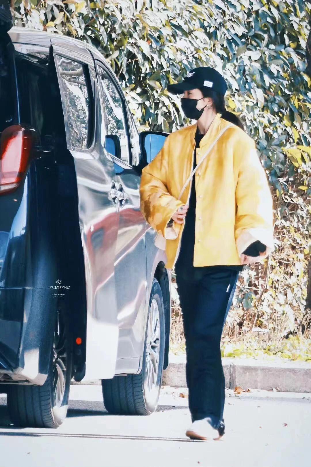 中国中年女明星_中年女性高圆圆时髦穿搭_中年女性杨幂时髦穿搭