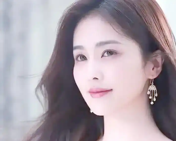 遵守行业规范_及时澄清谣言_明星黑料怎么解决,