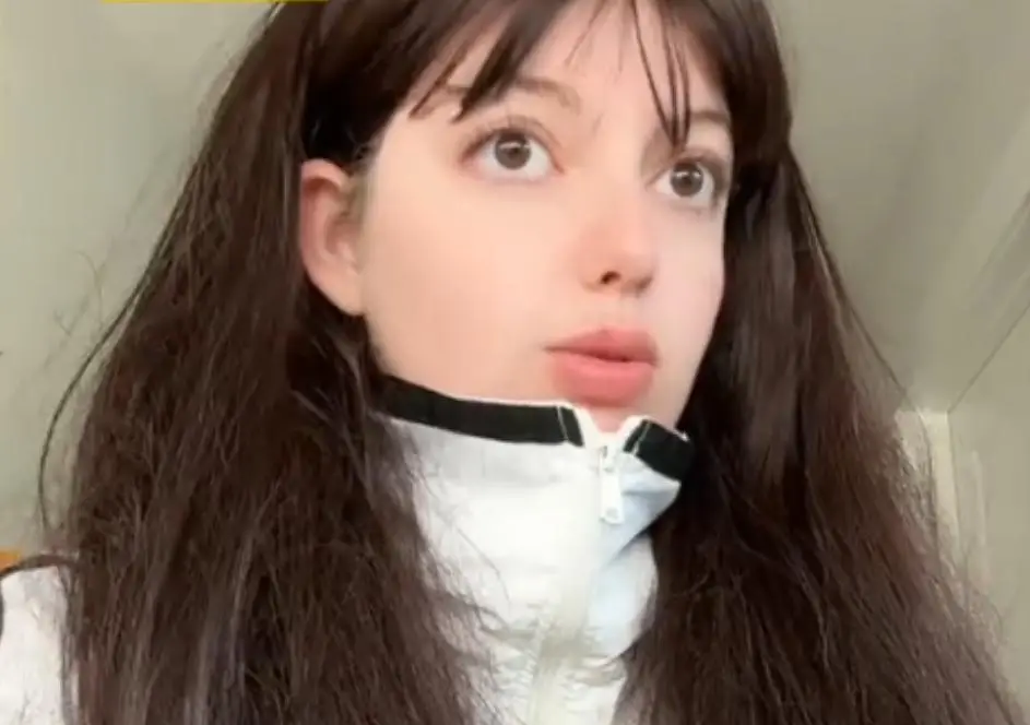 新疆网红八卦最新事件-_新疆美女网红孜罗拉 离婚 失踪